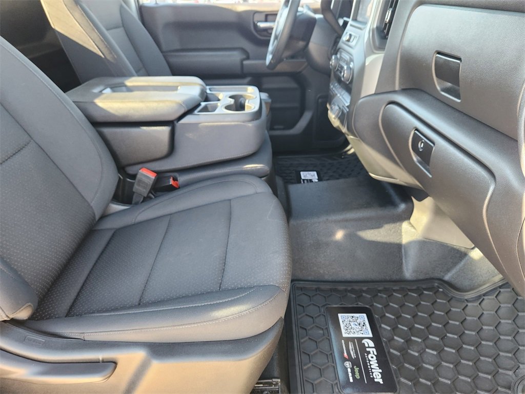 Used 2025 Chevrolet Silverado 1500 W/T w/ WT Value Package image 15