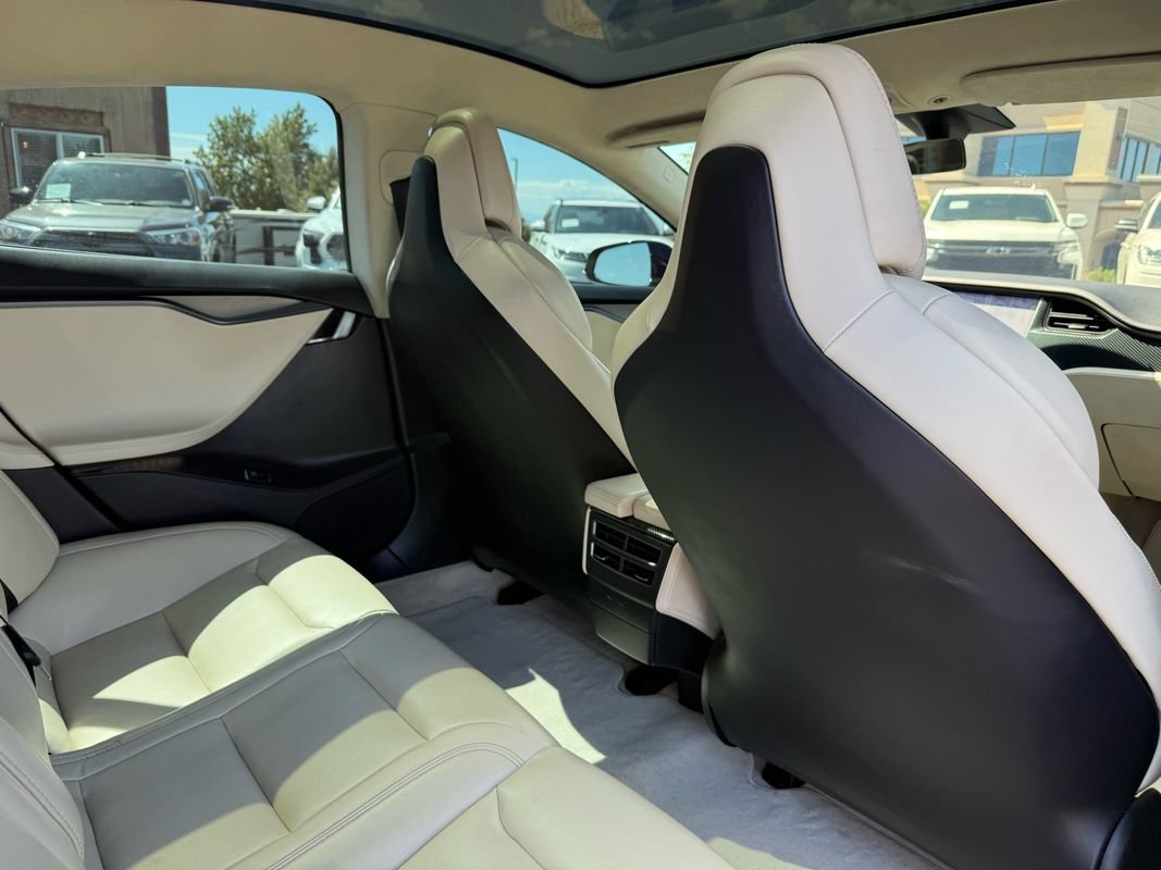 Used 2019 Tesla Model S Performance AWD/4WD image 22