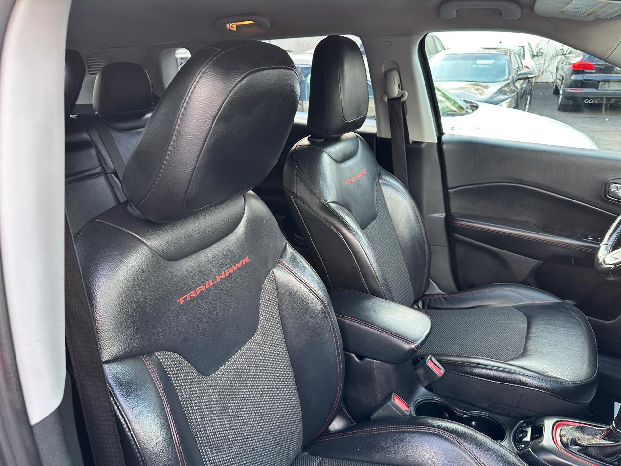 Used 2018 Jeep Compass Trailhawk AWD/4WD image 16