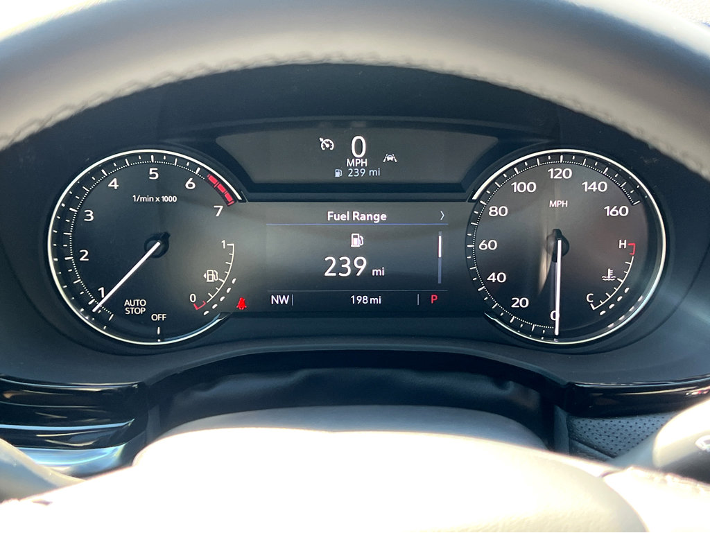 New 2025 Cadillac XT6 Luxury image 5