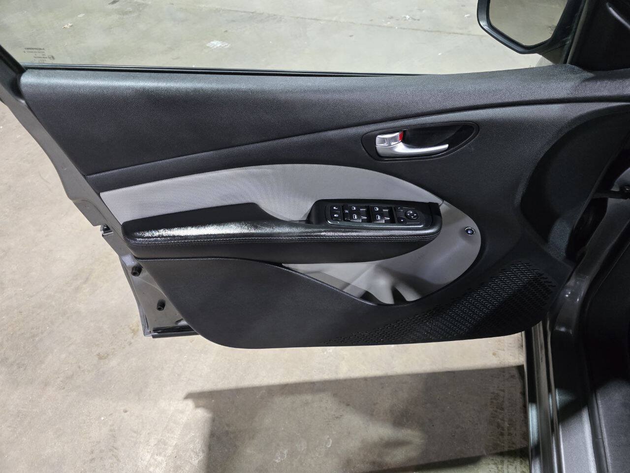 Used 2013 Dodge Dart Rallye FWD image 23