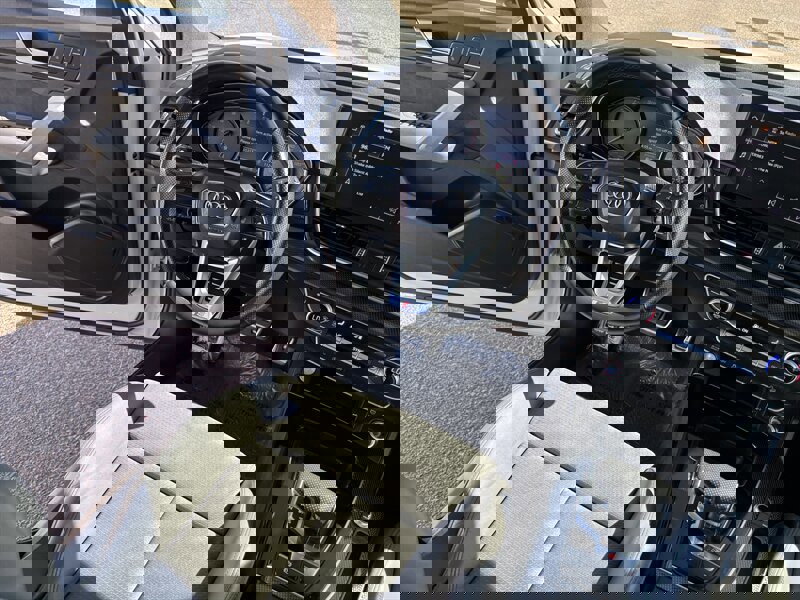 Used 2022 Audi SQ5 Premium image 24