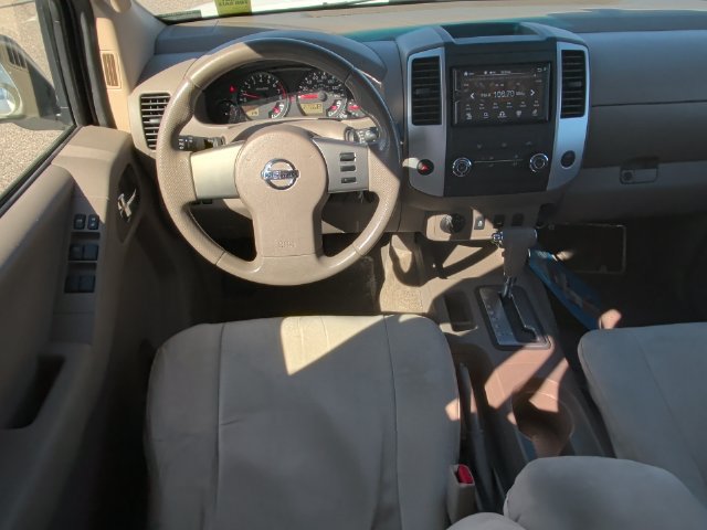 Used 2012 Nissan Frontier SV AWD/4WD image 23
