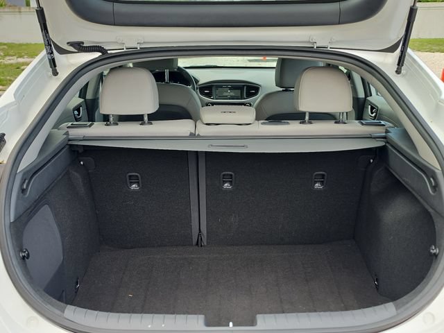 Used 2018 Hyundai Ioniq Limited w/ Limited Ultimate Package 03 FWD image 7