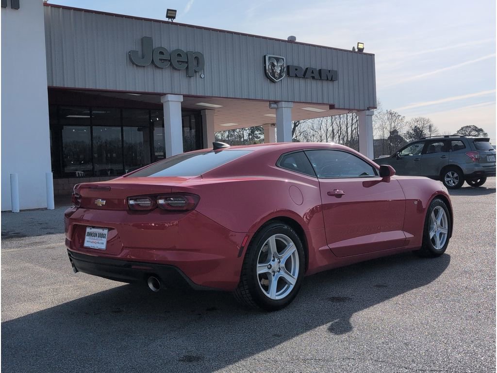 Used 2023 Chevrolet Camaro LT image 5
