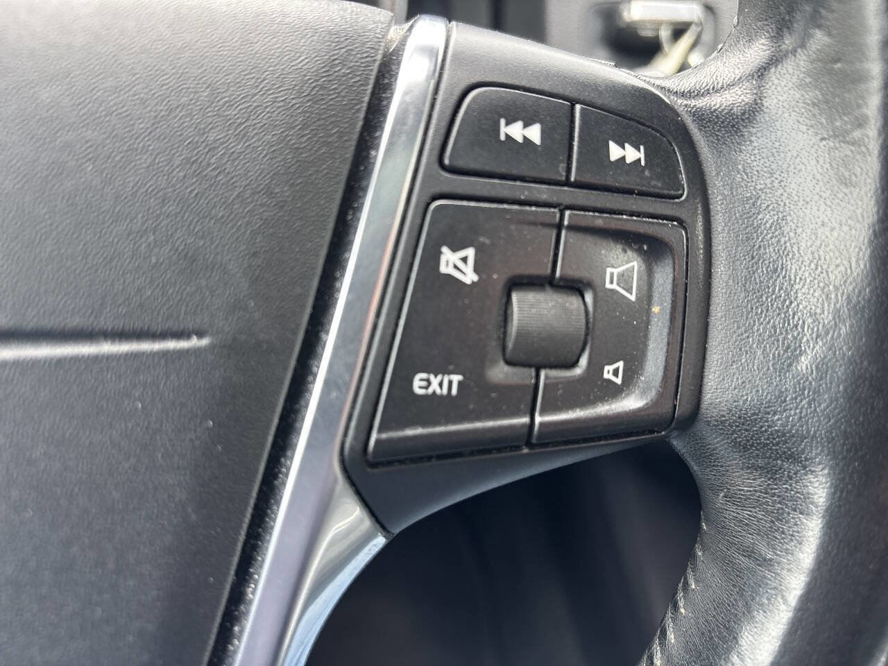 Used 2013 Volvo S60 T5 FWD image 35