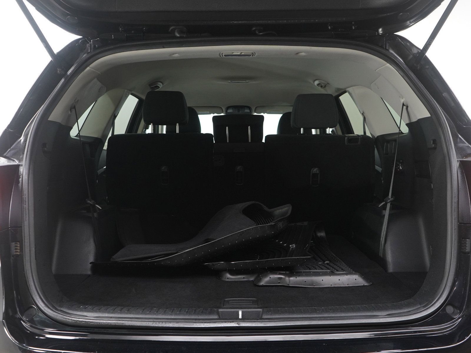 Used 2019 Kia Sorento S image 18