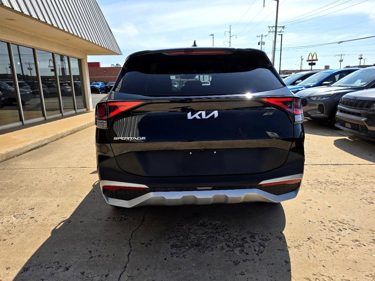 Used 2024 Kia Sportage EX image 7