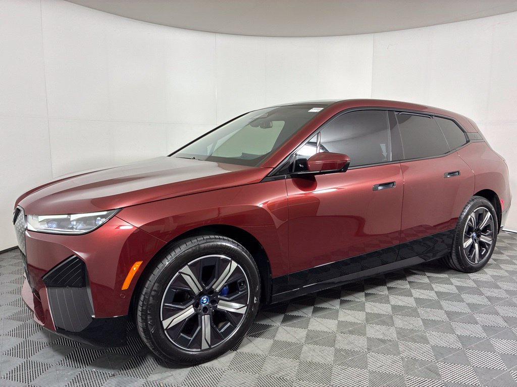 Certified 2024 BMW iX xDrive50 w/ Sport Package AWD/4WD image 2