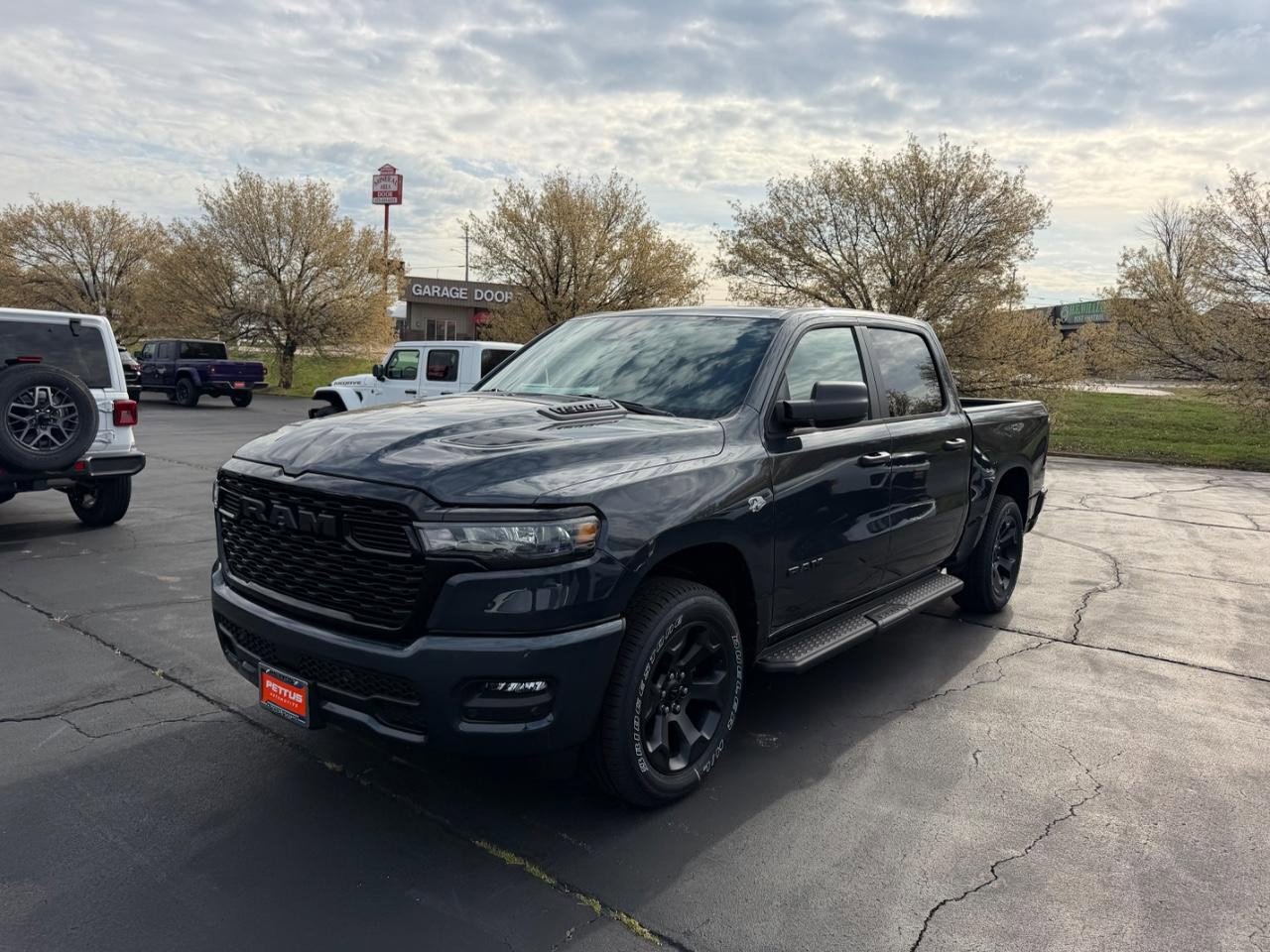 New 2026 RAM 1500 Express AWD/4WD image 7