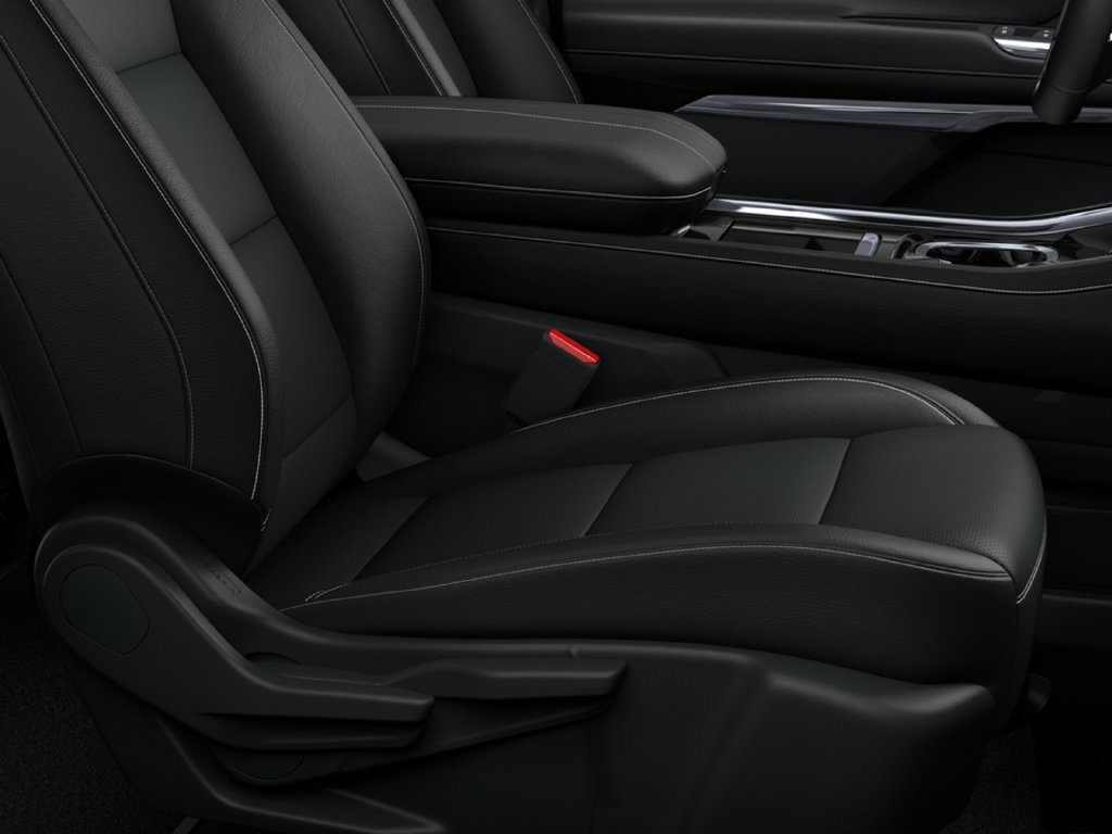New 2027 Chevrolet Traverse LT w/ Midnight/Sport Edition FWD image 9