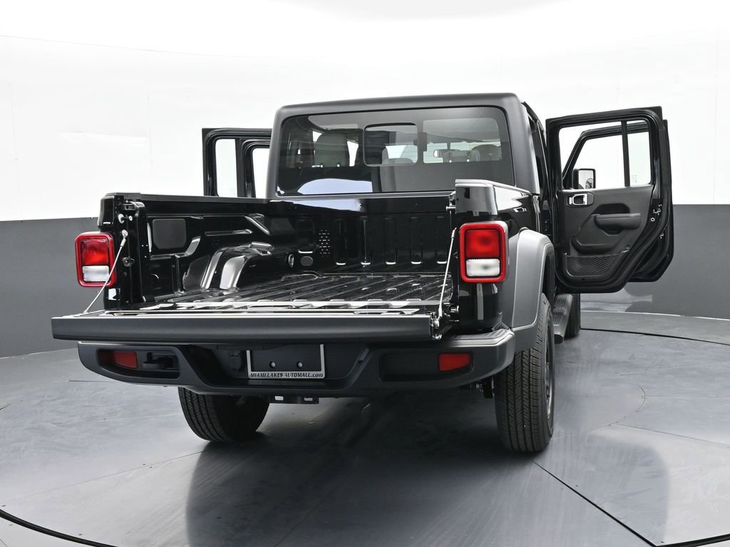 New 2026 Jeep Gladiator Sport AWD/4WD image 69