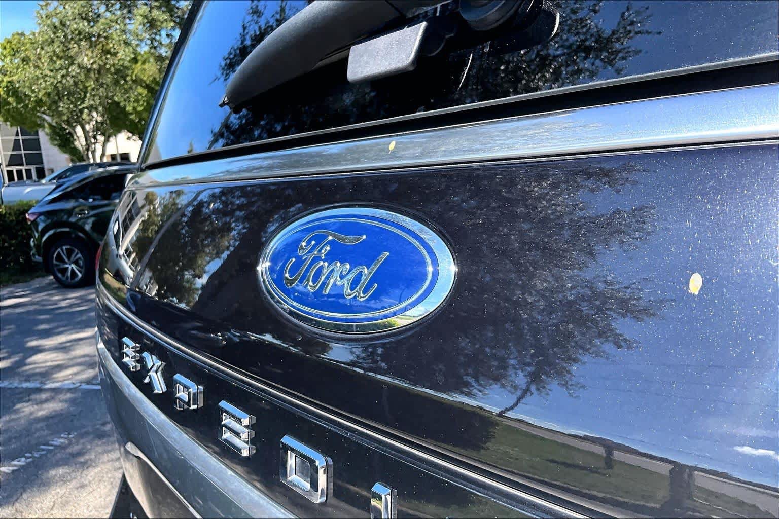 Used 2024 Ford Expedition Platinum RWD image 31