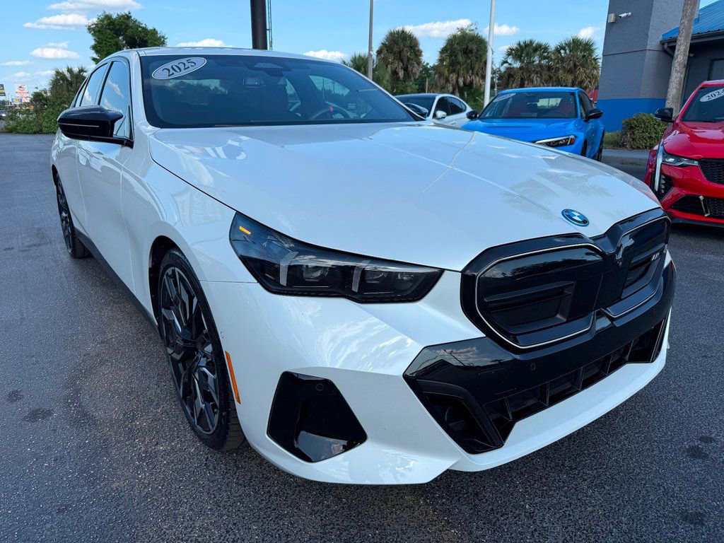 Used 2025 BMW i5 M60 w/ Premium Package AWD/4WD image 3