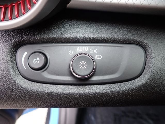 Used 2024 Chevrolet Trax RS w/ Sunroof Package image 18