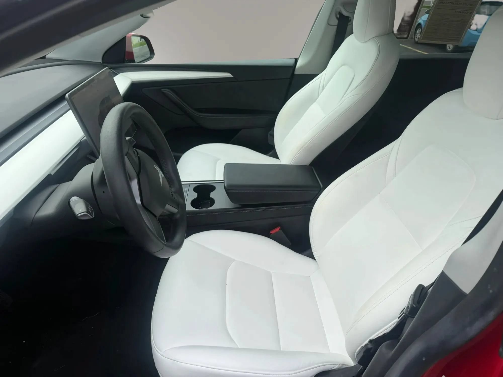 Used 2022 Tesla Model Y Long Range AWD/4WD image 10