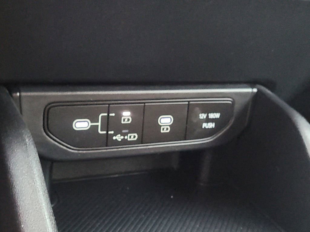 Used 2025 Kia K4 LXS image 21