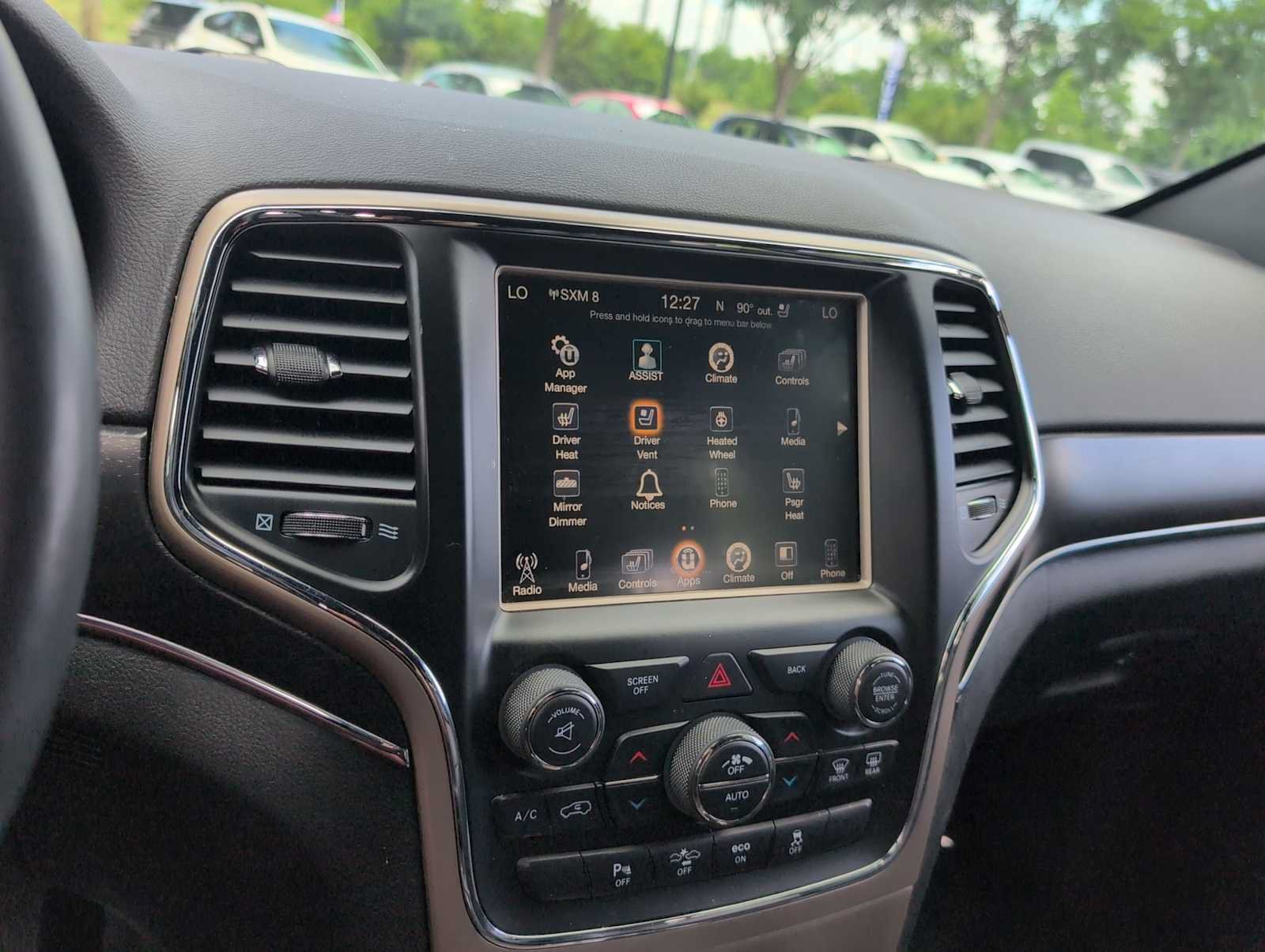 Used 2015 Jeep Grand Cherokee Limited w/ Luxury Group II AWD/4WD image 26