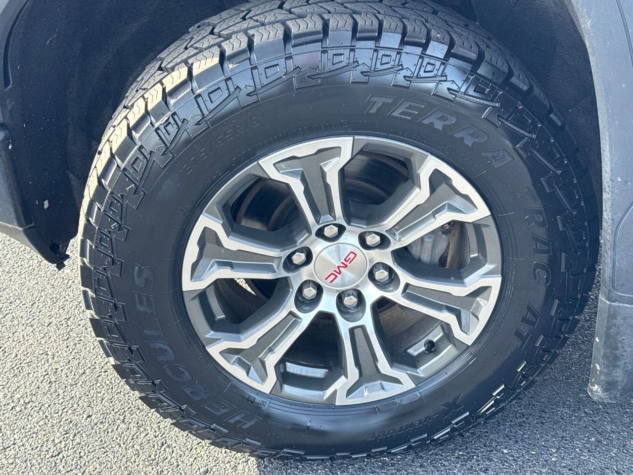 Used 2020 GMC Sierra 1500 4x4 Crew Cab w/ Sierra Value Package image 13