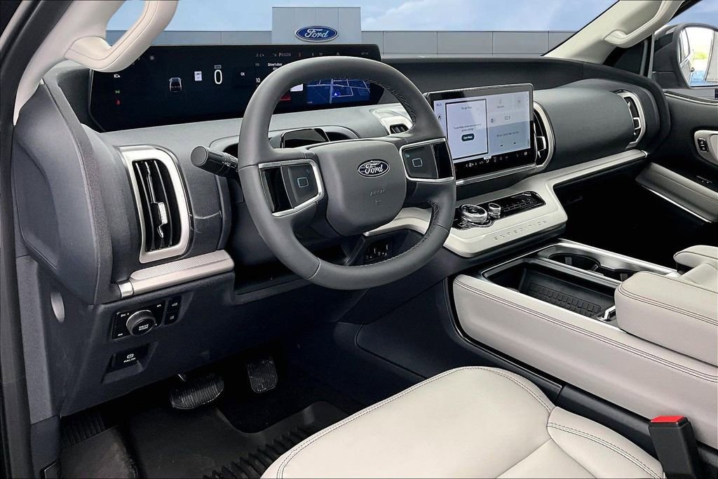 New 2025 Ford Expedition Max Active image 7