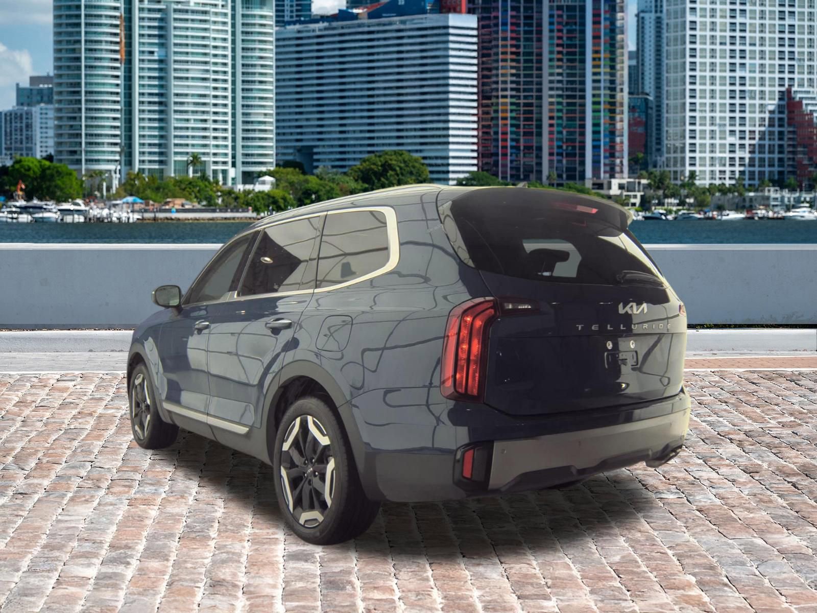 Used 2025 Kia Telluride S FWD image 16