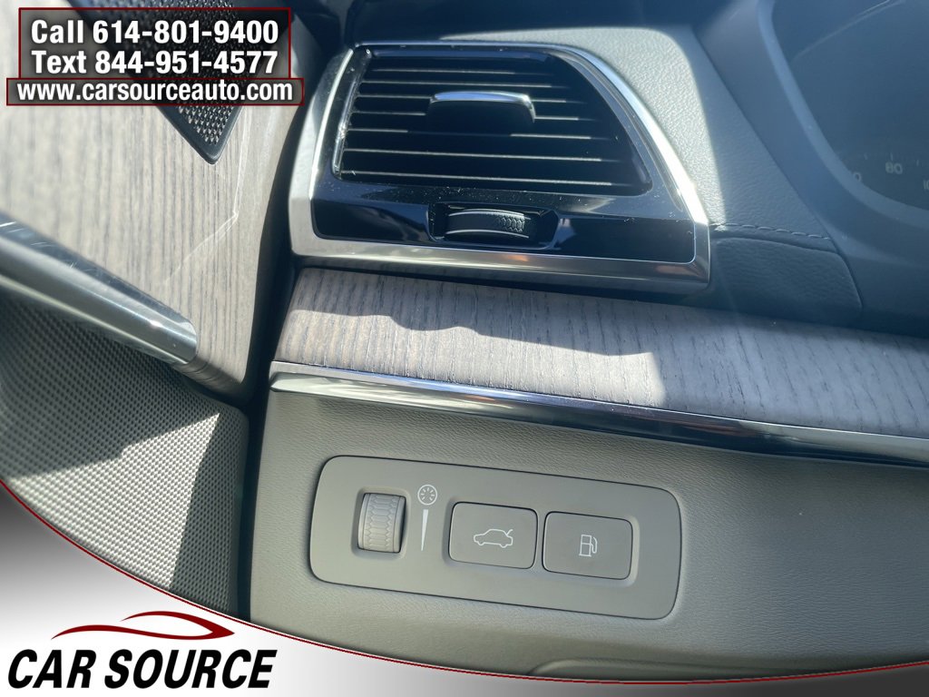 Used 2022 Volvo XC90 T8 Inscription w/ Lounge Package image 19