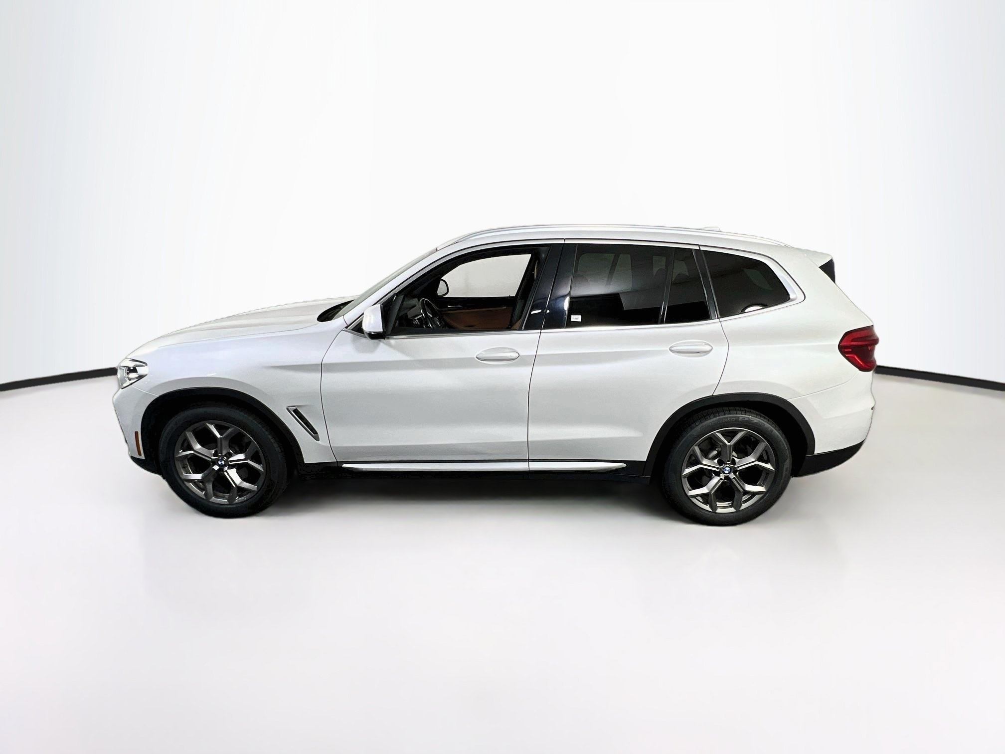 Used 2021 BMW X3 xDrive30i w/ Premium Package AWD/4WD image 8