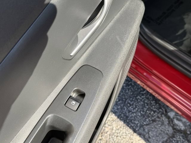 Used 2022 Hyundai Elantra SEL FWD image 27