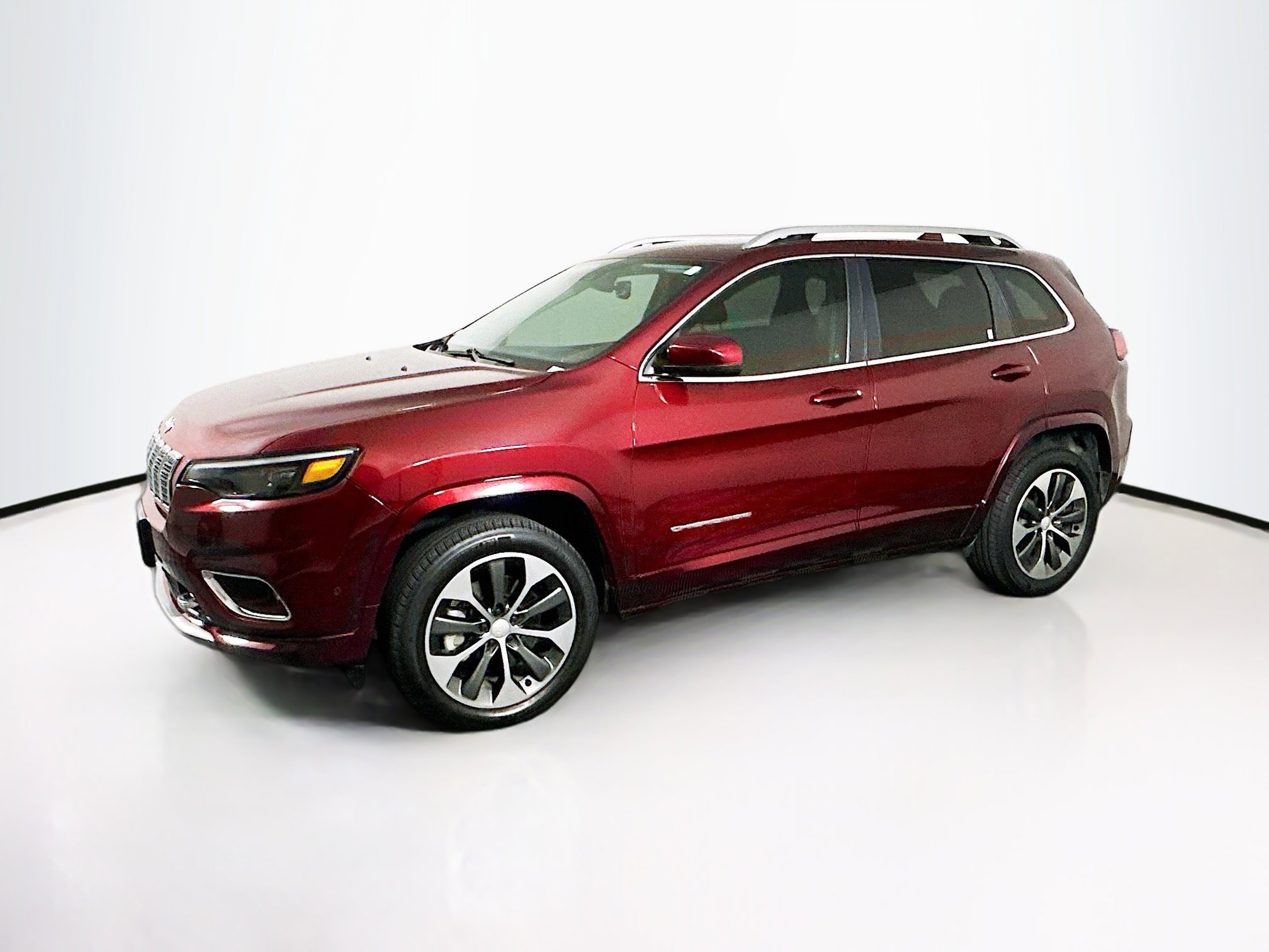 Used 2019 Jeep Cherokee Overland w/ Technology Group AWD/4WD image 4