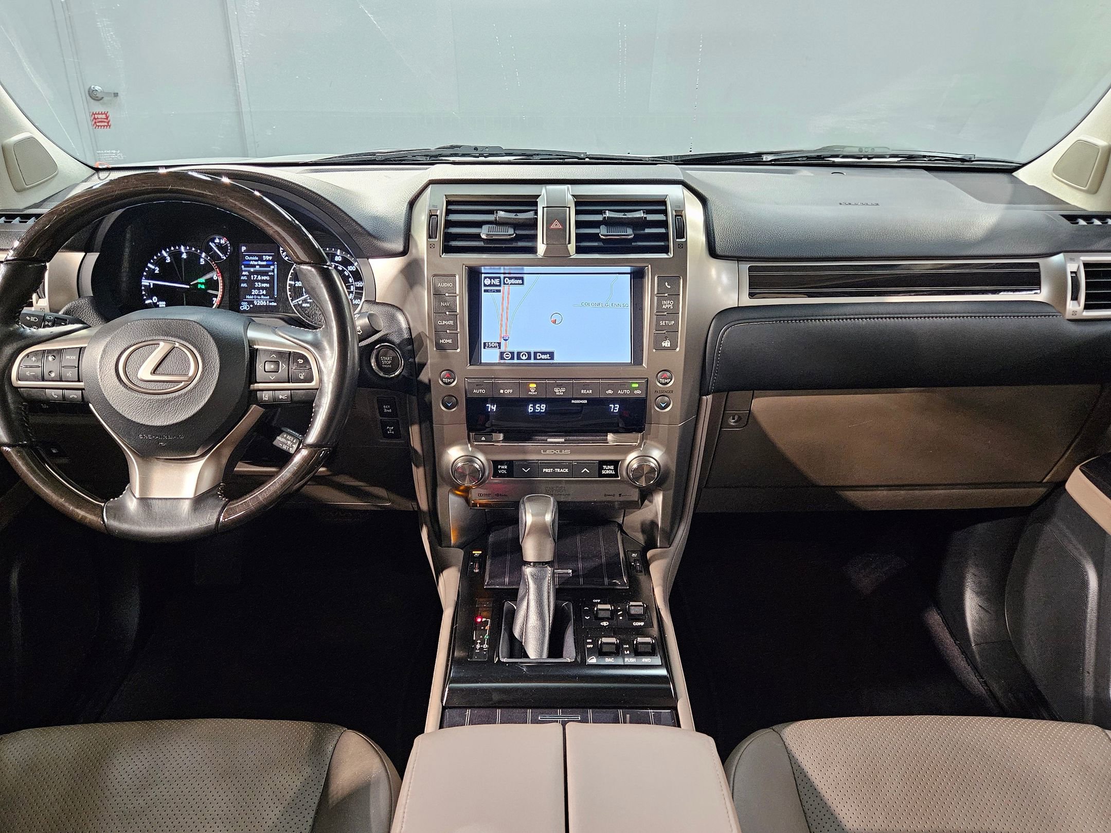 Used 2021 Lexus GX 460 Luxury w/ Sport Design Package AWD/4WD image 10