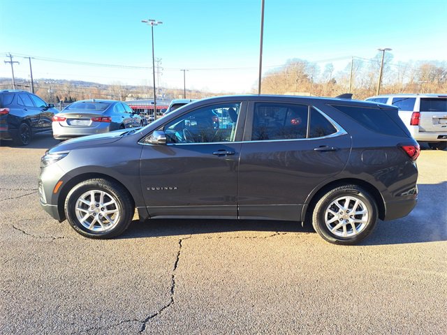 Used 2022 Chevrolet Equinox LT image 2