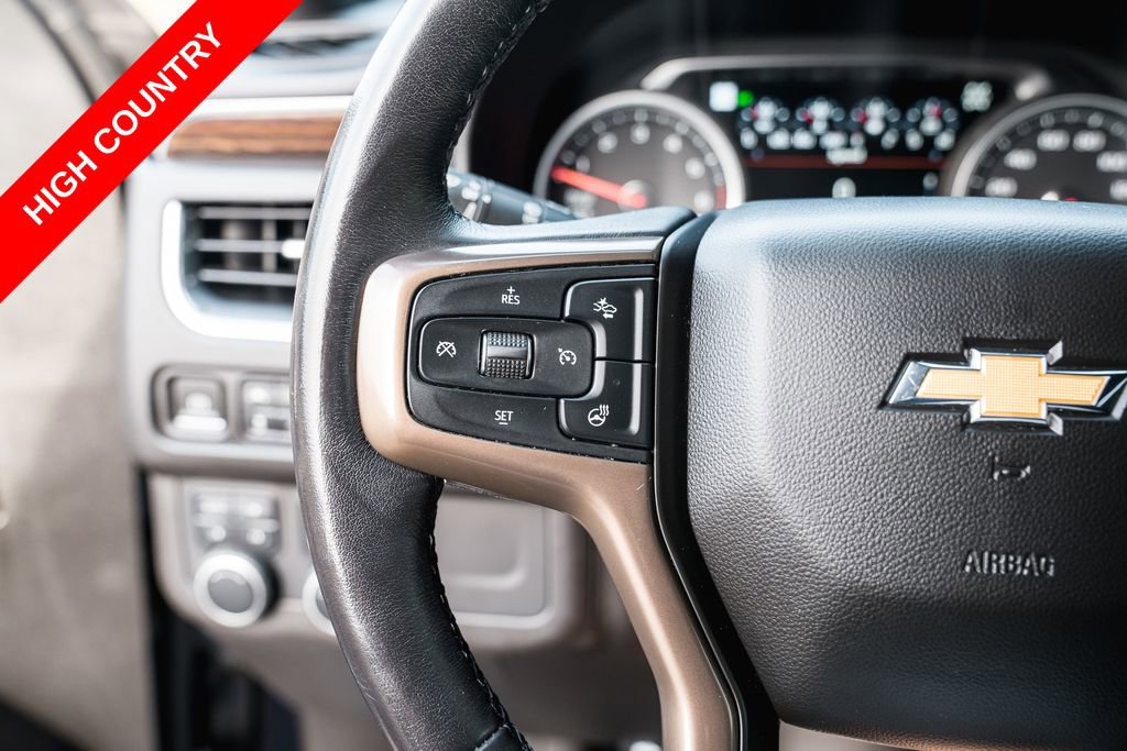 Used 2021 Chevrolet Suburban High Country AWD/4WD image 17