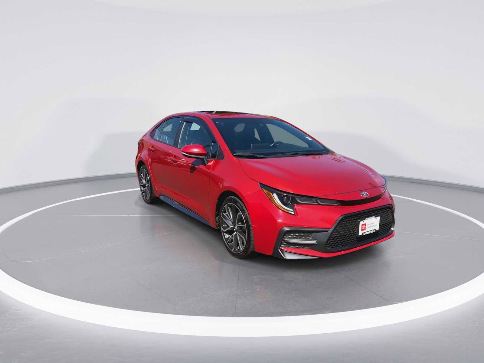 Certified 2020 Toyota Corolla XSE FWD image 2