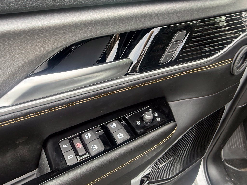 New 2026 Jeep Grand Wagoneer 4WD image 13