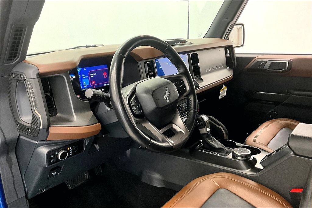 Used 2024 Ford Bronco Outer Banks AWD/4WD image 13