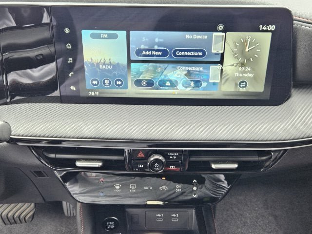 Used 2025 Nissan Kicks SR AWD/4WD image 22