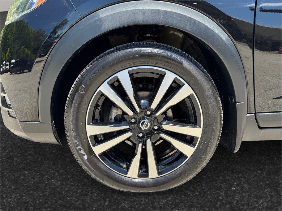 Used 2020 Nissan Kicks SV FWD image 13