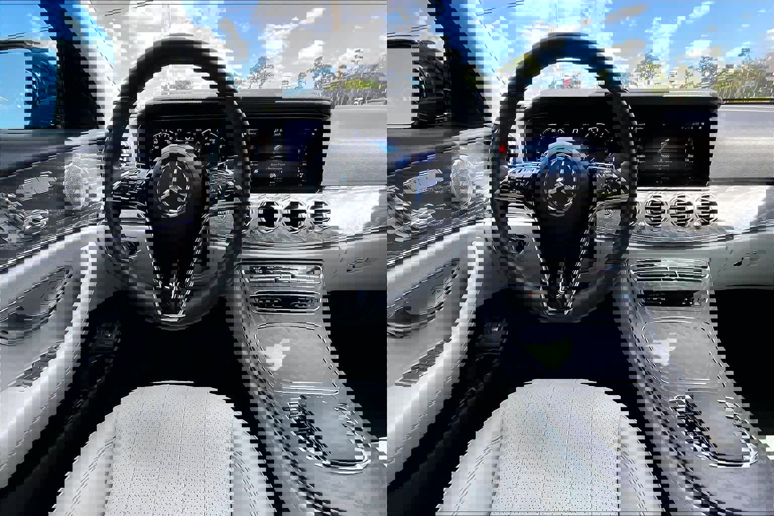 Used 2021 Mercedes-Benz E 450 4MATIC Sedan image 6