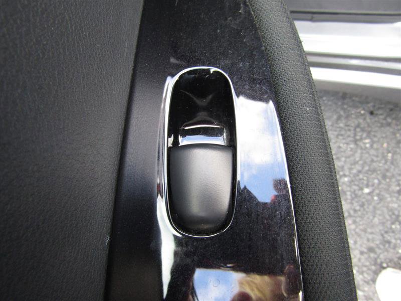 Used 2022 Nissan Leaf SV image 26