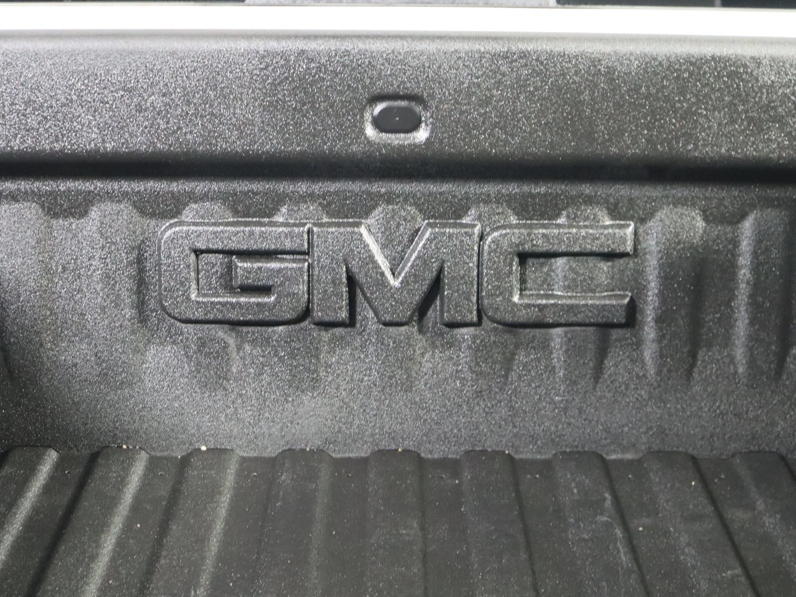 Used 2018 GMC Sierra 1500 SLT AWD/4WD image 12