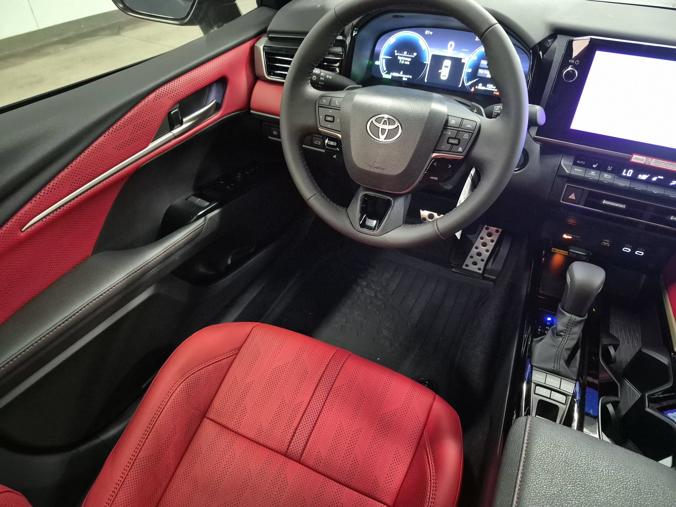 New 2026 Toyota Camry XSE w/ Premium Package FWD image 9