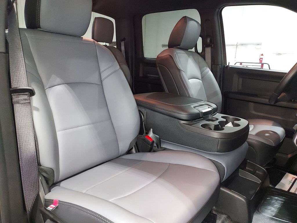 New 2026 RAM 4500 Tradesman w/ Chrome Appearance Group AWD/4WD image 29