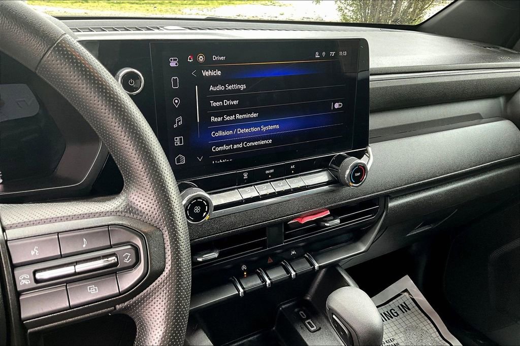 Used 2023 Chevrolet Colorado W/T image 4