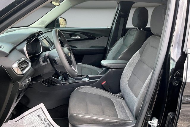 Used 2022 Chevrolet TrailBlazer LT FWD image 20