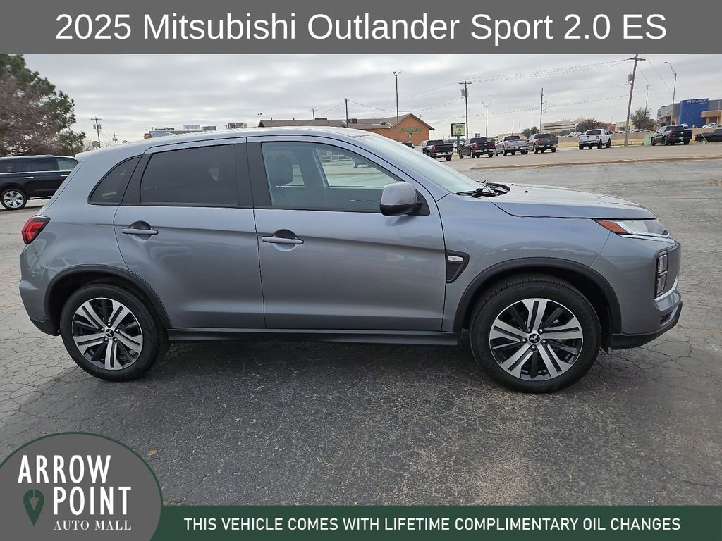Used 2025 Mitsubishi Outlander Sport ES image 13