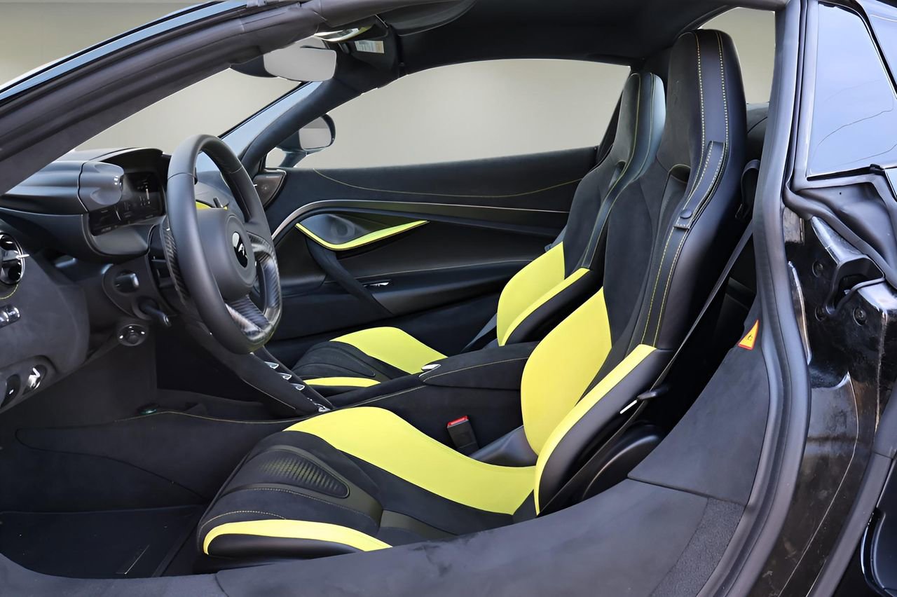 New 2026 McLaren 750S Spider RWD image 12