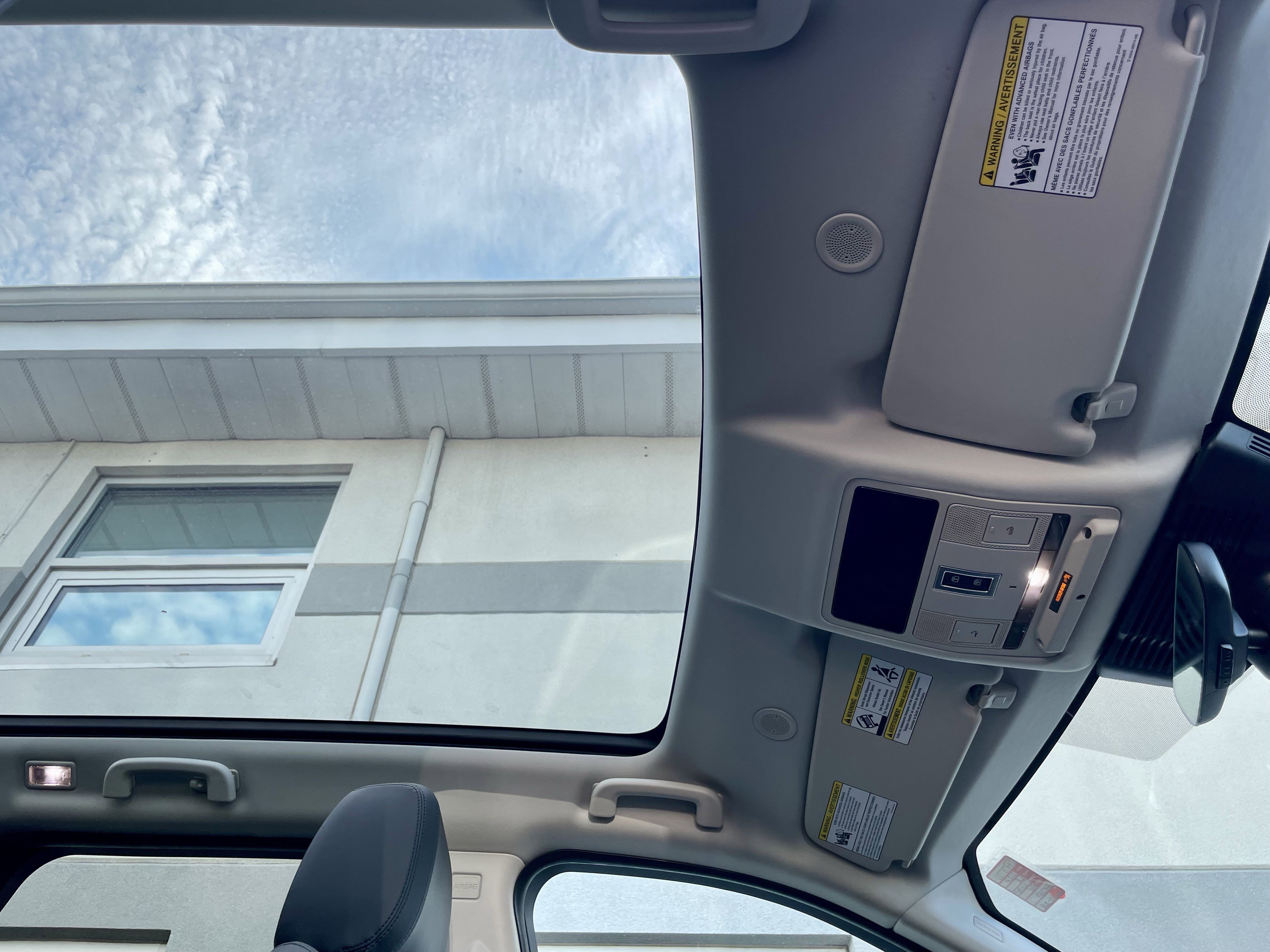 Certified 2024 Land Rover Discovery Sport S image 17