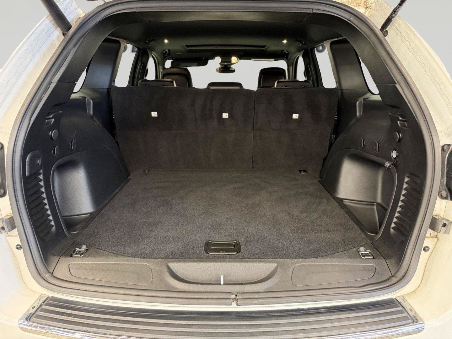 Used 2022 Jeep Grand Cherokee Limited AWD/4WD image 12
