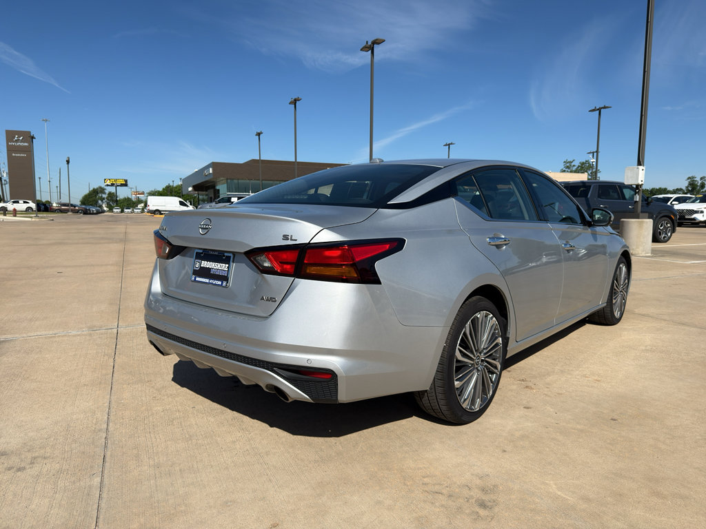 Used 2023 Nissan Altima 2.5 SL image 5