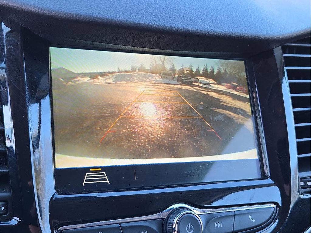 Used 2018 Chevrolet Trax LT w/ LT Convenience Package image 19